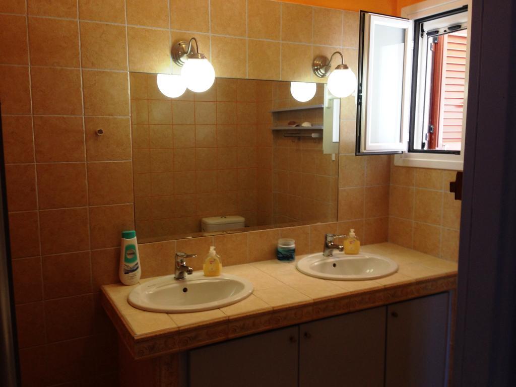 Vila Tselentata Fiskardo Ngoại thất bức ảnh